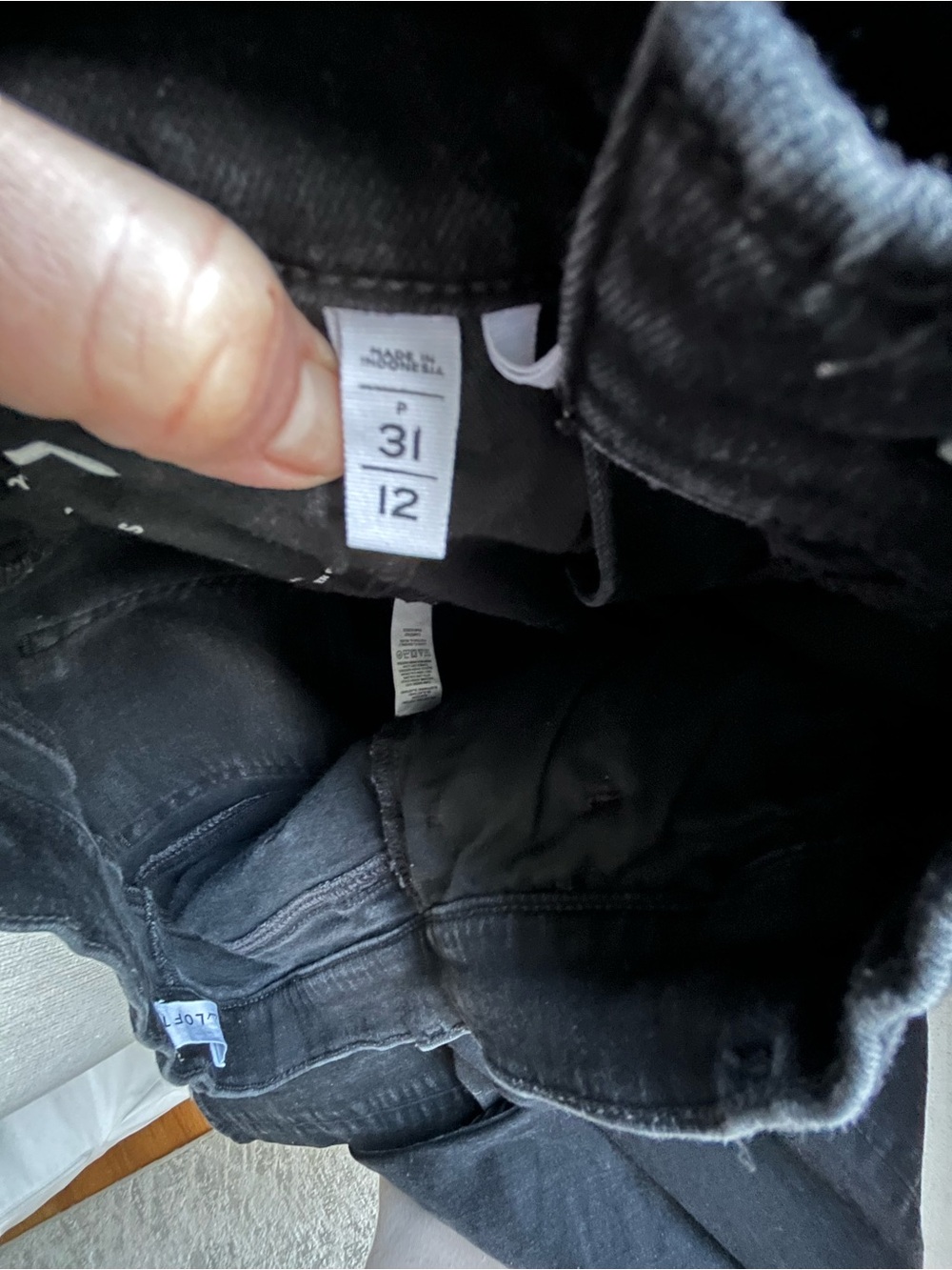 LOFT Black Skinny Jeans Women’s Size 12 - Picture 6 of 6